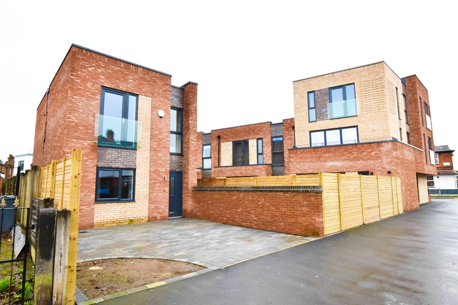 Ladysmith Row Exterior Image